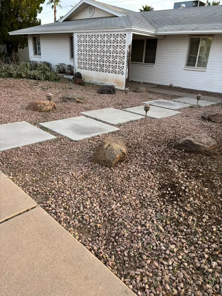 Desert yard rebuilt by FECS Enterprises